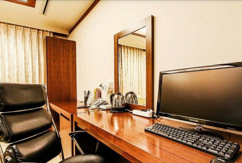 Hotel Photo 8