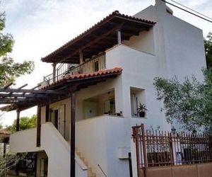 Villa Leonidas Near Athens Airport Loutsa Greece