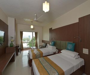OYO Premium Railway Station Sumul Dairy Road Surat India
