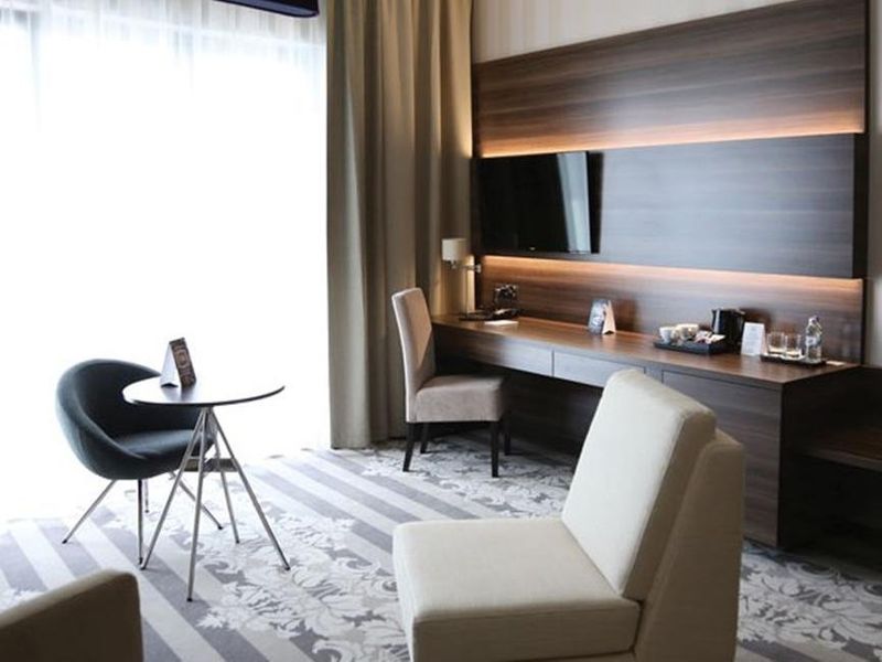 Hotel Photo 6