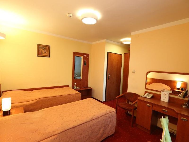 Hotel Photo 1
