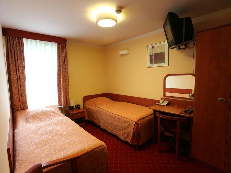 Hotel Photo 8