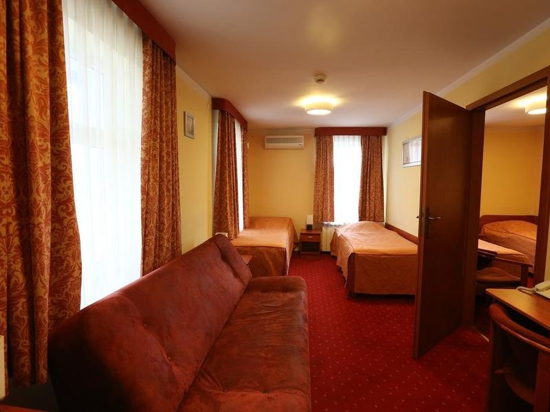Hotel Photo 9