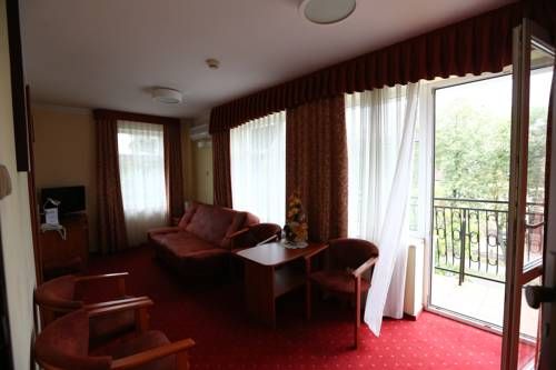Hotel Photo 10