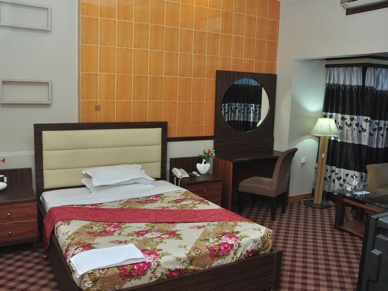 Hotel Photo 7
