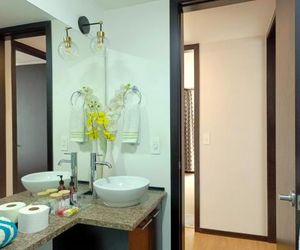 Plaza Foch AREA - AMERICAN Style Apartment Quito Ecuador