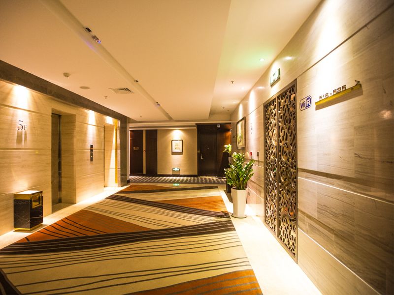 Hotel Photo 16