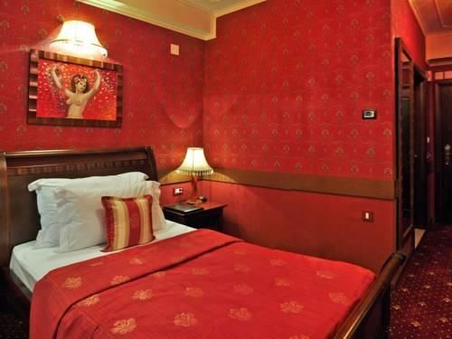Hotel Photo 9