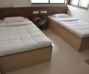 Zo Rooms Limda Chowk Rajkot India