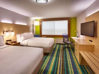 Фото отеля Holiday Inn Express & Suites Phoenix West - Buckeye, an IHG Hotel