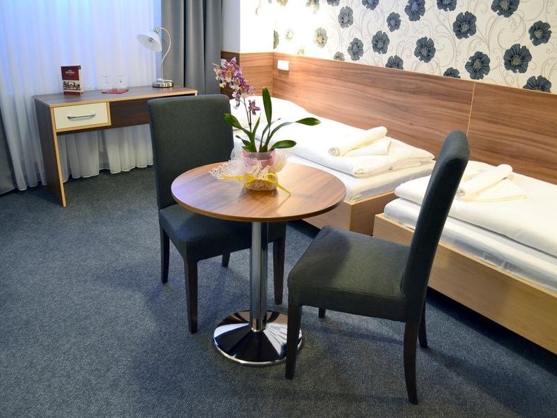 Hotel Photo 8