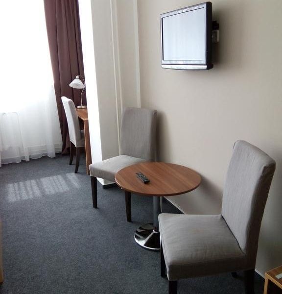 Hotel Photo 9