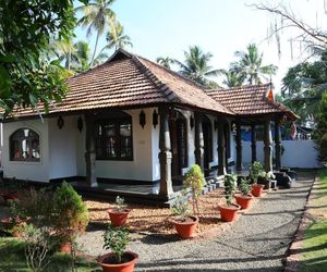 Bamboo Lagoon Backwater Front Resort Alleppey India