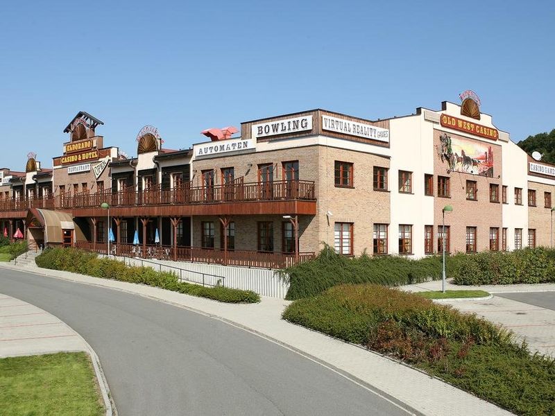Hotel Photo 12