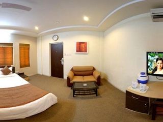 Hotel pic Goverdhan Greens Resort