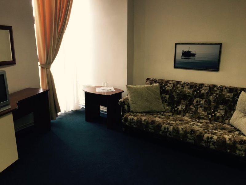 Hotel Photo 9
