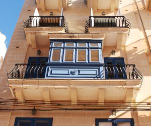 Blue Waters Holiday Apartments in Sliema Sliema Republic of Malta