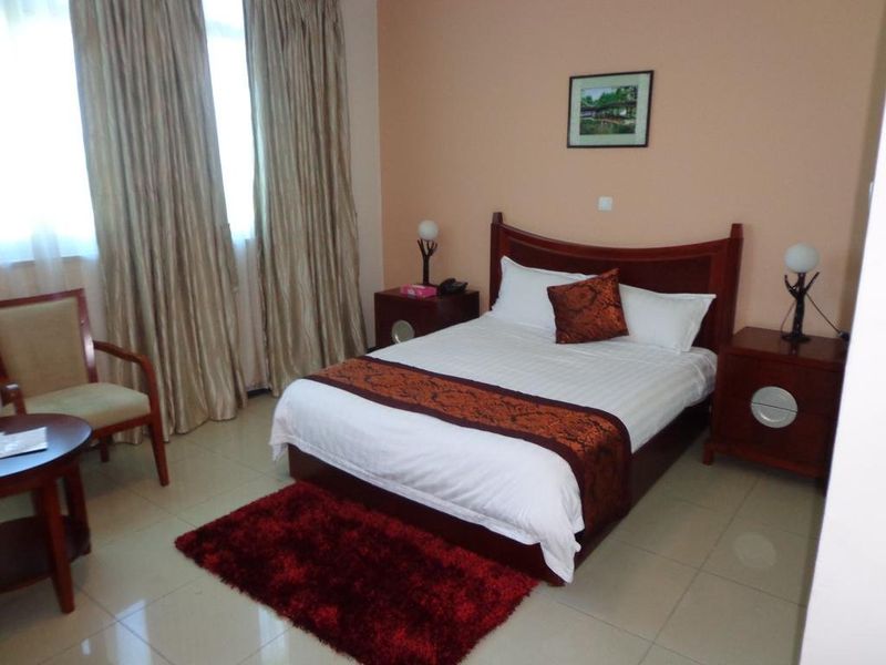 Hotel Photo 6