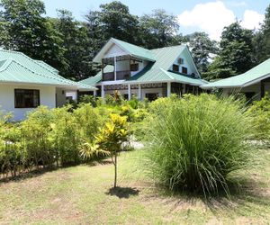 Le Surmer Self Catering Chalets La Reunion Seychelles