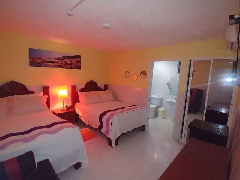 Hotel Photo 3