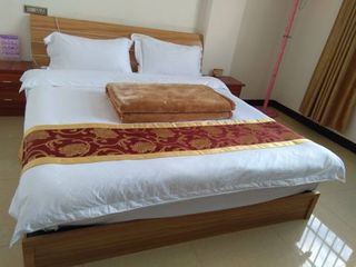 Фото отеля Shibahe Express Hotel