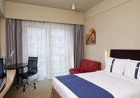 Отзывы Holiday Inn Express Shanghai Putuo, 3 звезды