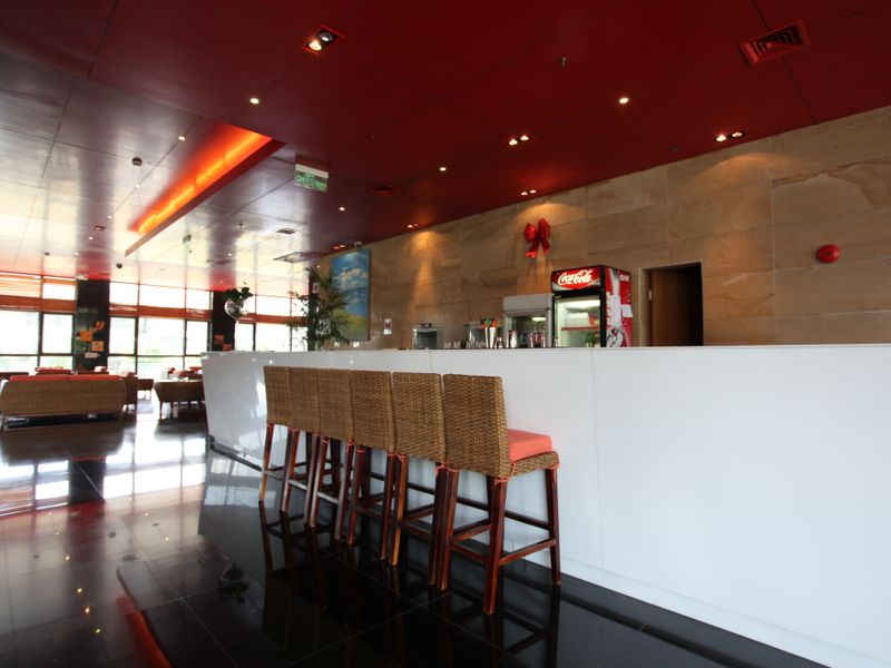 Hotel Photo 12