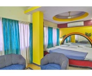 Vista Rooms @ Bhupendra Road Rajkot India