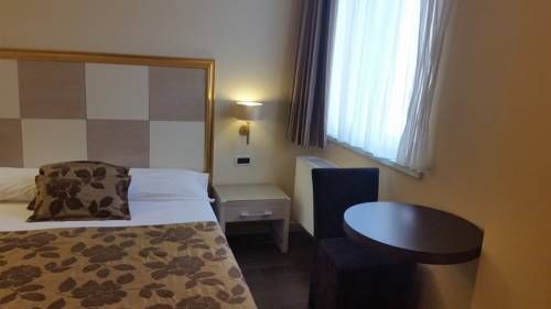 Hotel Photo 13