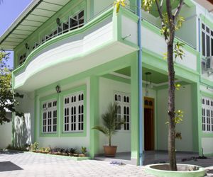 Magoodhoo Inn Velavaru Maldives