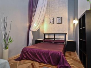 Суткиаренда на Жуковского 20