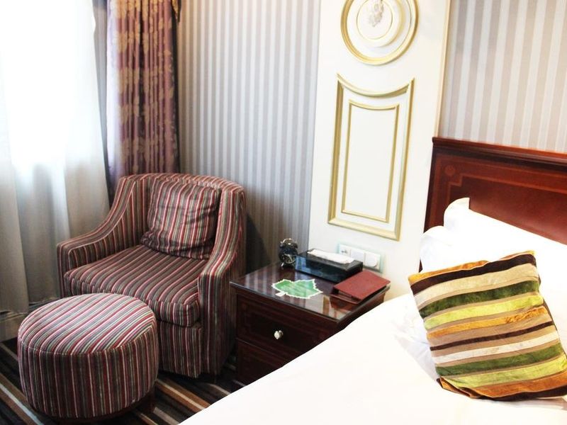 Hotel Photo 1