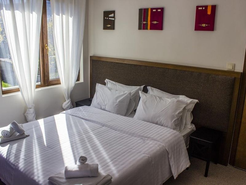 Hotel Photo 1