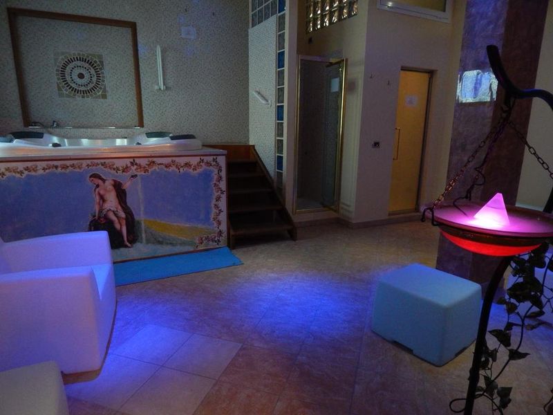 Hotel Photo 9