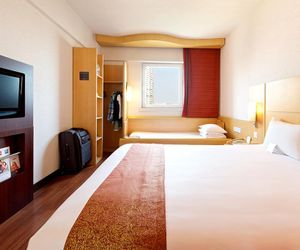 Ibis Shanghai Free Zone Gaoqiao China