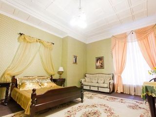 Золотая Середина