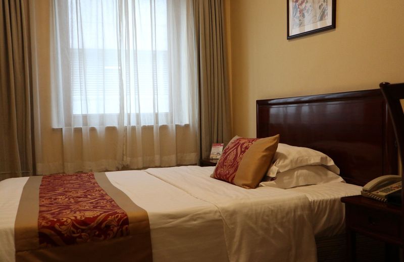 Donghu Guest House