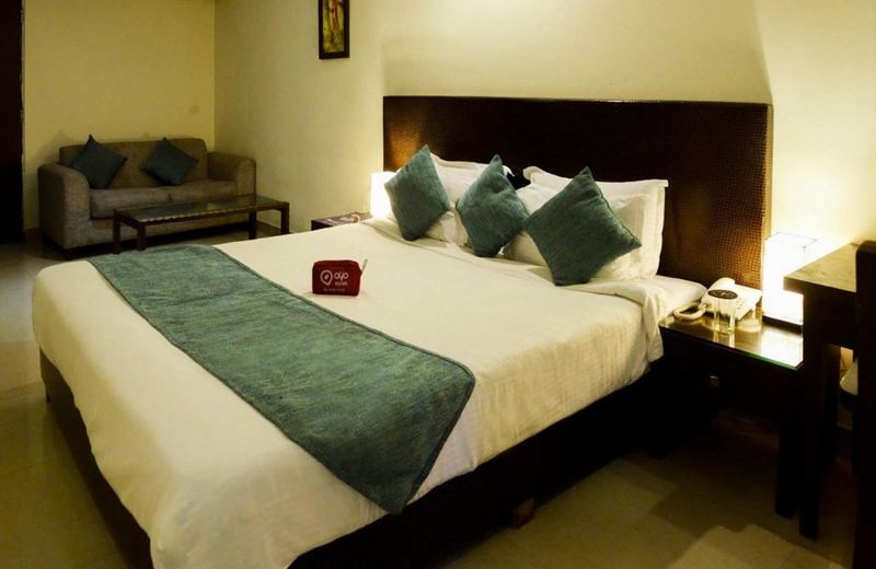 OYO Premium Candolim Calangute Main Road