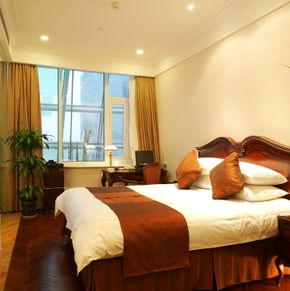 NearBy Hotel
