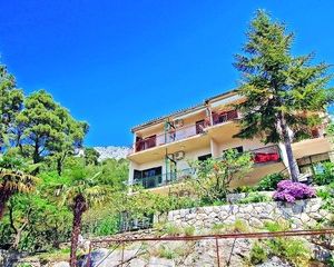 Apartments Lucija Baska Voda Croatia