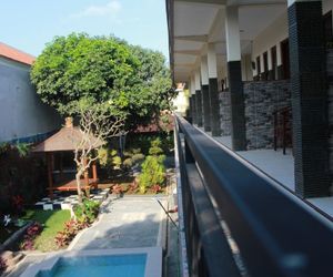 Jenny Bunker Homestay Tuban Indonesia