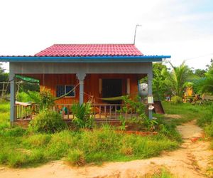 Longvek Hostel Koh Rong Island Cambodia