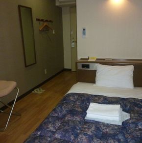 NearBy Hotel
