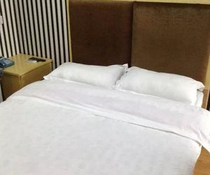 Golden Kylin Business Hotel Huayang China