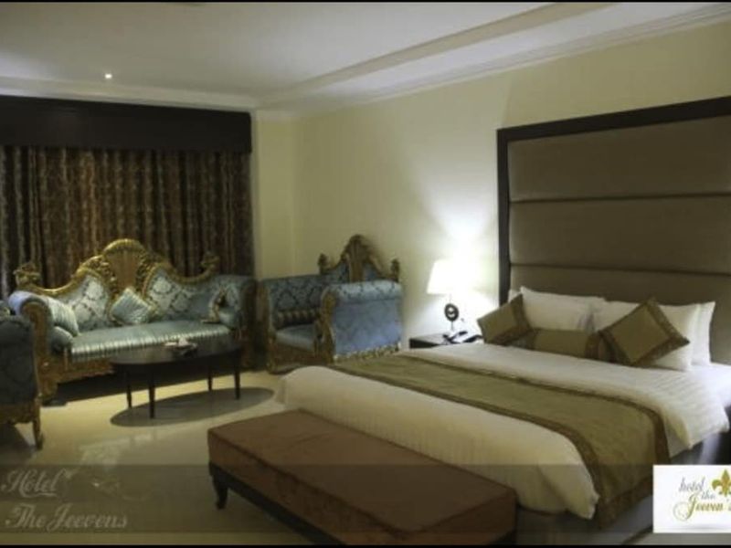 Hotel Photo 8