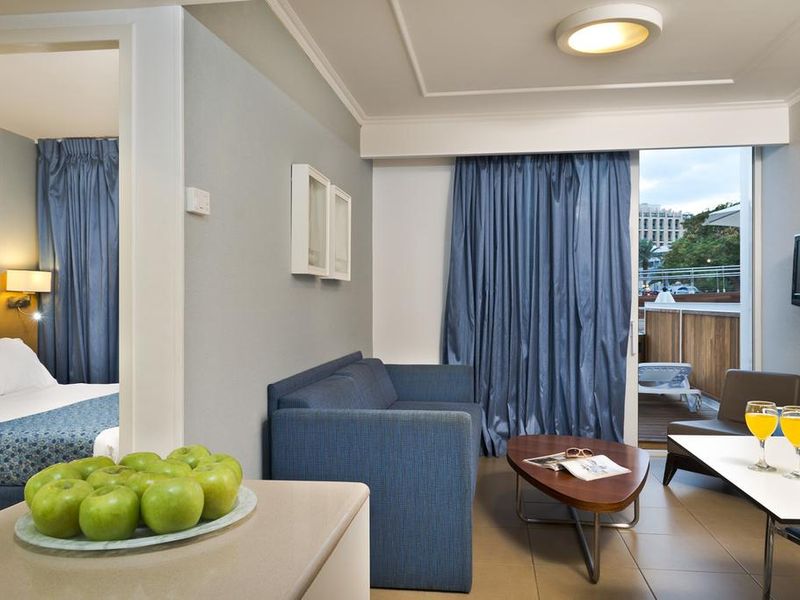 Hotel Photo 6