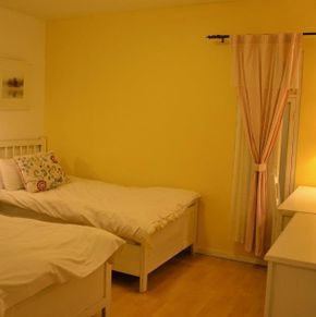 NearBy Hotel