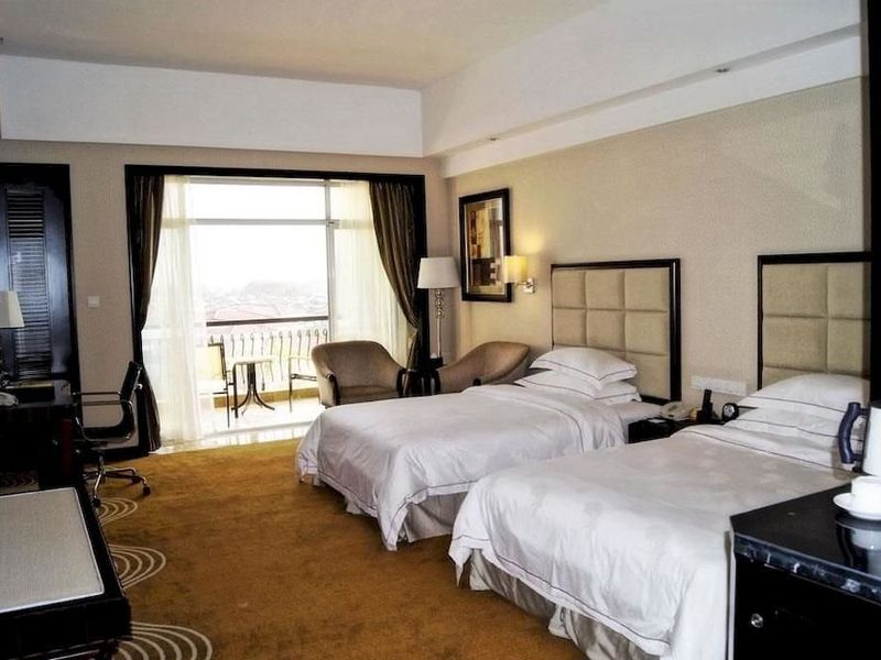 Hotel Photo 3