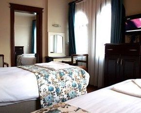 NearBy Hotel