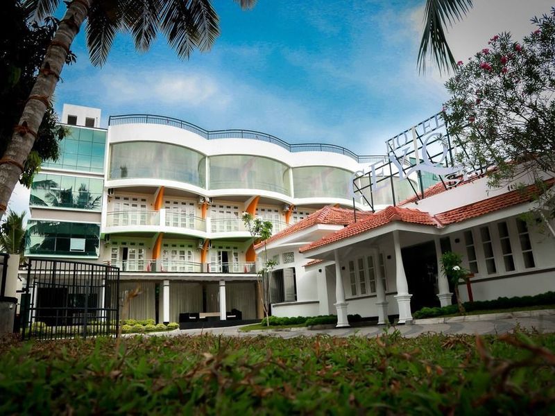 Hotel Photo 1